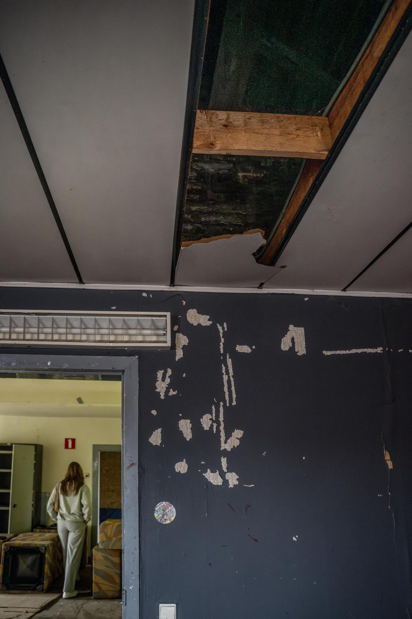 Jeugd zkt. geschikt lokaal ‘We hebben voor 110 meisjes één lokaal, de keuken’ De Standaard